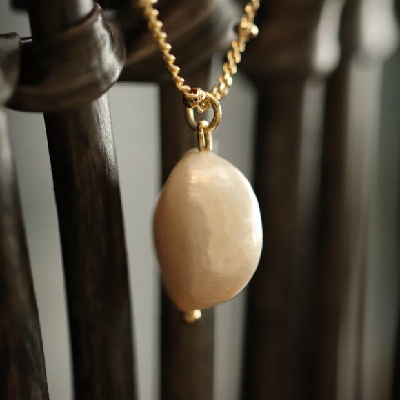 10K Gold Plated "Ethereal Pearl" Beaded Chain Necklace by Brightly&Lilian - Picture 10 of 11